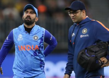 ದಿನೇಶ್ ಕಾರ್ತಿಕ್ ವಿಶ್ವಕಪ್‍ನಿಂದ ಔಟ್?