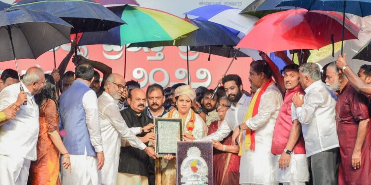 ಎನ್.ಟಿ.ಆರ್. ಸೌಜನ್ಯ ಮೆಚ್ಚಿಕೊಂಡ ಕನ್ನಡಿಗರು