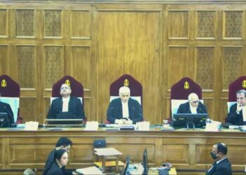 ಬಡವರಿಗೆ 10% ಮೀಸಲಾತಿ : ಆರ್ಥಿಕವಾಗಿ ಹಿಂದುಳಿದವರು ಎಂದರೆ ಯಾರು?