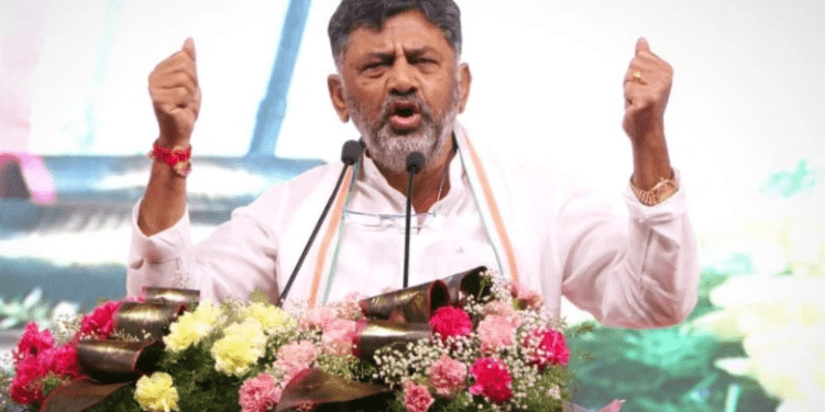 ಕನಕಪುರ ಬಿಟ್ಟು ಮದ್ದೂರಿಗೆ ಹೋಗ್ತಾರಾ ಡಿಕೆ ಶಿವಕುಮಾರ್? ಲಾಭ ನಷ್ಟ ಲೆಕ್ಕಾಚಾರವೇನು?