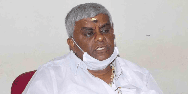 ಸಿದ್ದರಾಮಯ್ಯಗೆ ಹೆಚ್.ಡಿ.ರೇವಣ್ಣ & ಕುಮಾರಸ್ವಾಮಿ ಕೊಟ್ಟ ಉತ್ತರ ಇದು : ಯಾರು ಯಾರಿಗೆ ಬಿ ಟೀಂ?