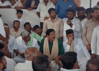 ವೈಎಸ್`ವಿ ದತ್ತಾ ಜೆಡಿಎಸ್ ಸೇರ್ಪಡೆ. ಟಿಕೆಟ್ ಘೋಷಣೆ : ಕುಮಾರಸ್ವಾಮಿಗೇ ಗೊತ್ತಿಲ್ಲ..!