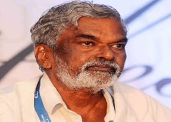 ಕಾಂಗ್ರೆಸ್ ಪರ ಬಹಿರಂಗ ಬೆಂಬಲ ಘೋಷಿಸಿದ ದೇವನೂರು ಮಹಾದೇವ ಮತ್ತು ಸಾಹಿತಿಗಳು..!