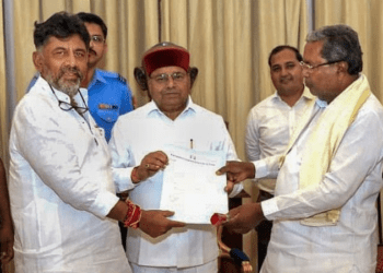 ಡಿಕೆ ಶಿವಕುಮಾರ್ v/s ಸಿದ್ದರಾಮಯ್ಯ ಏಟು ಎದಿರೇಟುಗಳ ಕಥೆ ಹೇಗಿತ್ತು..?