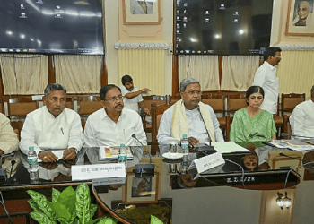 ಶುಕ್ರವಾರ ಗ್ಯಾರಂಟಿ ಭಾಗ್ಯ : ಸಿದ್ದರಾಮಯ್ಯ ಕ್ಯಾಬಿನೆಟ್`ನಲ್ಲಿ ಭಾಗ್ಯಗಳ ಘೋಷಣೆ