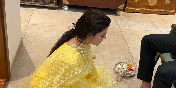 ನನ್ನ ಗಂಡನ ಪೂಜೆ ನಾನು ಮಾಡ್ತೀನಿ. ಅದು ಹಿಂದೂ ಸಂಪ್ರದಾಯ : ಪ್ರಣೀತಾ ಸುಭಾಷ್