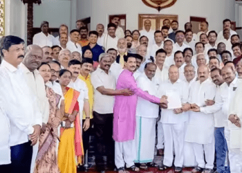 ಬಿಜೆಪಿಗೆ ಕುಮಾರಸ್ವಾಮಿ ಇನ್ನಷ್ಟು ಹತ್ತಿರ.. ದೇವೇಗೌಡರದ್ದು ಏಕಾಂಗಿ ಮಂತ್ರ..!