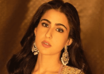 ಮತ್ತೆ ಹಿಂದೂ ಧರ್ಮಕ್ಕೇ ಬಂದು ಬಿಡಿ : ಸೈಫ್ ಪುತ್ರಿ ಸಾರಾ ಅಲಿ ಖಾನ್`ಗೆ ನೆಟ್ಟಿಗರ ಡಿಮ್ಯಾಂಡ್