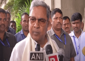 ಕಾಂಗ್ರೆಸ್ಸಿನಲ್ಲಿ ಬಂಡಾಯ ನಂ.2 : ಆಕ್ರೋಶ, ಅಸಮಾಧಾನ ಸಿದ್ದರಾಮಯ್ಯ ವಿರುದ್ಧ ಅಲ್ಲ..!