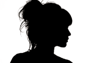 ಕ್ಯಾನ್ಸರ್ ಇದೆ ಎಂದು ಹೇಳಿದ್ದ ಲ್ಯಾಬ್ ವಿರುದ್ಧ ಕೇಸು ಹಾಕಿ ಗೆದ್ದ ಕನ್ನಡದ ನಟಿ..!