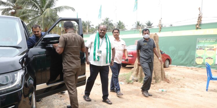 ಹೆಚ್.ಡಿ. ಕುಮಾರಸ್ವಾಮಿಯ ಆಪ್ತರಕ್ಷಕ ಯಾರು? ನನಗೆ 3ನೇ ಜನ್ಮ ಸಿಕ್ಕಿದೆ ಎಂದಿದ್ದೇಕೆ ಕುಮಾರಣ್ಣ?