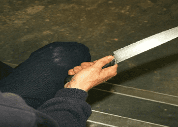 ಶೀಲ ಶಂಕಿಸಿದ ಪ್ರಿಯತಮ ಜಾವೇದ್ : ಎದೆಗೇ ಚಾಕು ಹಾಕಿದ ಪ್ರಿಯತಮೆ ರೇಣಕಾ