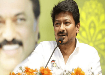 ಸ್ಟಾಲಿನ್ ಕುಟುಂಬ ಗುರುವಾಯೂರು ಭಕ್ತರು.. ಪ್ರಕಾಶ್ ರಾಜ್ ಪತ್ನಿ ಕುಕ್ಕೆ ಸುಬ್ರಹ್ಮಣ್ಯ ಪೂಜೆ : ಹಿಂದೂ ಧರ್ಮ ದ್ವೇಷಿಸಿದರೆ ಲಾಭ ಸಿಗುತ್ತಾ..?