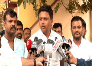 ಶಾಸಕರ ಹೇಳಿಕೆ : ಎರಡೂವರೆ ವರ್ಷದ ಬಳಿಕ ಸಿಎಂ ಬದಲಾವಣೆ. ಸಿಎಂ ಸಿದ್ದರಾಮಯ್ಯ ಬದಲು ಡಿಕೆ ಶಿವಕುಮಾರ್..!?