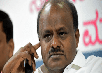 ಸಿದ್ದರಾಮಯ್ಯ ಮನೆಗೆ 1.90 ಕೋಟಿಯ ಸೋಫಾ ಕೊಟ್ಟಿದ್ದು ಯಾರು? ಕುಮಾರಸ್ವಾಮಿ ಪ್ರಶ್ನೆ