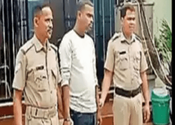 ಕಾಳಿಂಗ ಸರ್ಪದಿಂದ ಕಚ್ಚಿಸಿ ಹೆಂಡತಿ, ಮಗುವನ್ನು ಕೊಂದ : ನೆನಪಾಯ್ತು ಆಟೋ ರಾಜ ಸಿನಿಮಾ..!