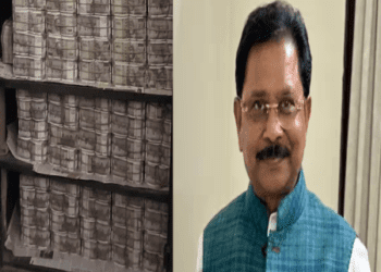 ಜನ ಹೆಂಗ್‌ ಬ್ಲಾಕ್‌ʻಮನಿ ಇಟ್ಕೊಳ್ತಾರೋ.. ಗೊತ್ತಿಲ್ಲಪ್ಪ ಎಂದಿದ್ದ ಕಾಂಗ್ರೆಸ್‌ ಎಂಪಿ ಮನೆಯಲ್ಲೇ ಕೋಟಿ ಕೋಟಿ ನೋಟುಗಳ ಬೆಟ್ಟ..!