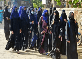 ಹಿಜಾಬ್‌ ನಿಷೇಧ ವಾಪಸ್‌ : ಮತ್ತೊಂದು ಧರ್ಮದಂಗಲ್‌ ಆರಂಭವಾ..? ಅಂತ್ಯವಾ..?