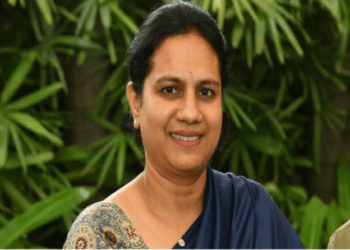 ಅಣ್ಣಾವ್ರು, ಅಪ್ಪು ಹಾದಿ ಹಿಡಿದ ಅಶ್ವಿನಿ ಪುನೀತ್‌ ರಾಜ್‌ʻಕುಮಾರ್ : ನೋ ಪಾಲಿಟಿಕ್ಸ್..!‌