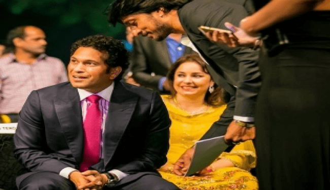 ಕಿಚ್ಚನ ಕ್ರಿಕೆಟ್ಟೂ.. ಕ್ರಿಕೆಟ್‌ ದೇವರು ಕೊಟ್ಟ ಕ್ರೆಡಿಟ್ಟೂ.. : ಸುದೀಪ್‌ ಥ್ರಿಲ್..‌ ಫ್ಯಾನ್ಸೂ ಥ್ರಿಲ್..!‌