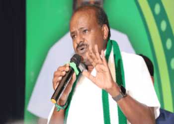 ಮಂಡ್ಯಕ್ಕೆ ನಿಖಿಲ್‌ ಬರ್ತಾರೋ.. ಕುಮಾರಸ್ವಾಮಿನೋ..? ಸುಮಲತಾ ಸೈಲೆಂಟ್‌ ಯಾಕೆ..?