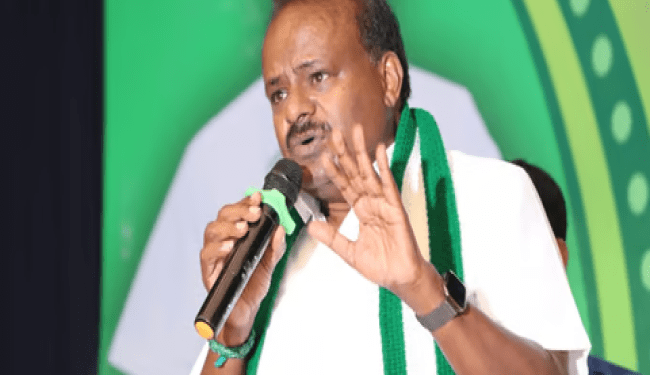 ಮಂಡ್ಯಕ್ಕೆ ನಿಖಿಲ್‌ ಬರ್ತಾರೋ.. ಕುಮಾರಸ್ವಾಮಿನೋ..? ಸುಮಲತಾ ಸೈಲೆಂಟ್‌ ಯಾಕೆ..?