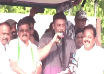 ಕುಮಾರಸ್ವಾಮಿ ಆರೋಪಕ್ಕೆ ಈಗ ಸಿಕ್ತು ಸಾಕ್ಷಿ. ದರ್ಶನ್‌ ಬಿಚ್ಚಿಟ್ಟ ಸುಮಲತಾ ಗೆಲುವಿನ ಮರ್ಮ : ಸಿದ್ದು, ಡಿಕೆ ಮೋಸ ಮಾಡಿದ್ರಾ..?