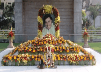 ಡಾ.ರಾಜ್‌ ಫಾಲೋ ಮಾಡ್ತಿದ್ದ ಆ ಸಂಪ್ರದಾಯ.. ಎಲ್ಲ ಕುಟುಂಬಗಳಿಗೂ ಮಾದರಿ : ರಾಘಣ್ಣ ಹೇಳಿದ ಊಟದ ಕಥೆ..!