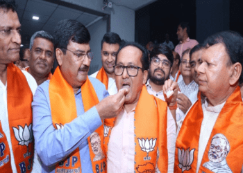 ಗುಜರಾತ್‌ʻನ ಸೂರತ್‌ʻನಲ್ಲಿ ಬಿಜೆಪಿ ಮೊದಲ ಗೆಲುವು : ಗೆದ್ದಿದ್ದ ಹೇಗೆ..?