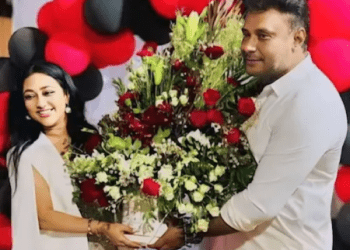 ನಟ ದರ್ಶನ್‌ ಹೆಂಡತಿ ಜೊತೆ ವೆಡ್ಡಿಂಗ್‌ ಪಾರ್ಟಿ ಮಾಡ್ಕೊಂಡ್ರೆ.. ಈಕೆ ಕರ್ಮ ಅಂತಾ ಪೋಸ್ಟ್‌ ಹಾಕ್ತಾರೆ..!