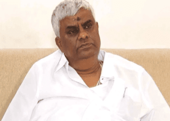 ಜಡ್ಜ್ ಎದುರು ಗಳಗಳನೆ ಬಿಕ್ಕಿ ಬಿಕ್ಕಿ ಅತ್ತ ಹೆಚ್.ಡಿ.ರೇವಣ್ಣ‌ : ಸಂತ್ರಸ್ತೆ ಹೇಳಿದ್ದೇನು..?