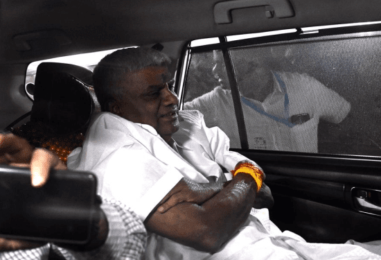 ಮುಹೂರ್ತ ಬಿಡಲಿಲ್ವಾ ರೇವಣ್ಣ : ಅರೆಸ್ಟ್‌ ಆಗಿದ್ದು ಲಾಭ ಲಗ್ನದಲ್ಲಿ..