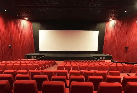 ‌ಸರ್ಕಾರಕ್ಕೆ ಮೂಡ್‌ ಇಲ್ಲ. ಸ್ಟಾರ್‌ʻಗಳಿಗೆ ಇಂಟ್ರೆಸ್ಟ್‌ ಇಲ್ಲ : ಚಿತ್ರರಂಗಕ್ಕೆ ಸಮಾಧಿ ಕಟ್ಟುತ್ತಿರೋದು ಯಾರು..?