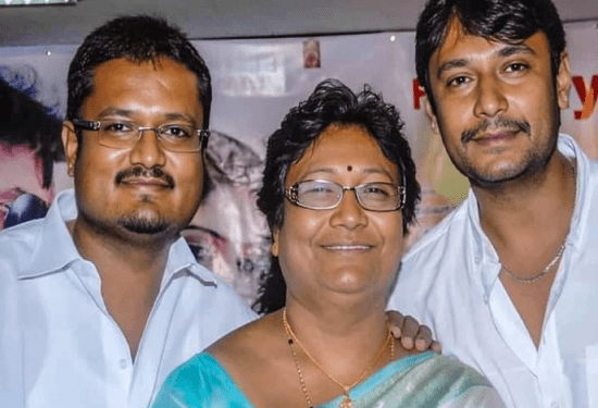 ದರ್ಶನ್‌ ಕಷ್ಟದಲ್ಲಿ ಜೊತೆಗೆ ನಿಂತವರು ಹೆಗಲು ಕೊಟ್ಟವರು ಪತ್ನಿ, ಅಮ್ಮ, ತಮ್ಮ ಮಾತ್ರ…!