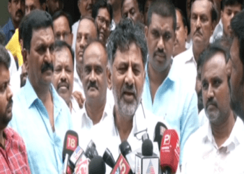 ಸ್ಥಗಿತಗೊಂಡಿರುವ ಗೃಹಲಕ್ಷ್ಮಿ ದುಡ್ಡು ಯಾವಾಗ ಬರುತ್ತೆ..? ಡಿಕೆ ಶಿವಕುಮಾರ್‌ ಹೇಳಿಕೆ ಪ್ರಕಾರ..