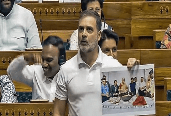 ಸೈನಿಕರದ್ದಾಯ್ತು.. ಈಗ ಬಜೆಟ್‌ ಹಲ್ವಾದಲ್ಲೂ ಜಾತಿಯ ಹುಡುಕಾಟ : ರಾಹುಲ್‌ ಗಾಂಧಿ V/S ಮೋದಿ ಯುದ್ಧ ಎಲ್ಲಿಗೆ ಬಂತು..?