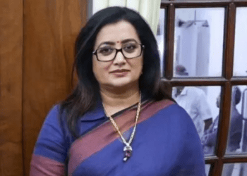 ನಾನು ಬದುಕಿರುವವರೆಗೆ ದರ್ಶನ್‌ ನನ್ನ ಹಿರಿಯ ಮಗ. ನಿರಪರಾಧಿಯಾಗಿ ಬರ್ತಾನೆ : ಸುಮಲತಾ ಅಂಬರೀಷ್‌