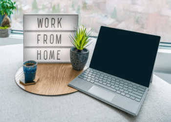 2024ರಲ್ಲಿ ಈ ಉದ್ಯೋಗಗಳಿಗೆ ಡಿಮ್ಯಾಂಡ್‌ : ಪಿಯು/ಡಿಗ್ರಿ ಆಗಿದ್ರೆ ಸಾಕು.. ಮನೆಯಲ್ಲಿದ್ದುಕೊಂಡೇ ದುಡಿಯುವ‌ 10 ಜಾಬ್ʻಗಳು..!