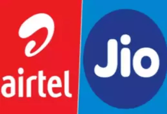 AIRTELಗೆ JIO ಠಕ್ಕರ್‌ : ಗ್ರಾಹಕರಿಗೆ ಯಾವ ಕಂಪೆನಿ ರೀಚಾರ್ಜ್‌ ಪ್ಲಾನ್‌ ಲಾಭದಾಯಕ..?