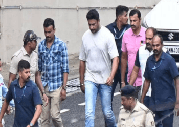 ರೇಣುಕಾಸ್ವಾಮಿ ಅಕಸ್ಮಾತ್‌ ಬದುಕಿದ್ದರೆ.. ಜೀವಂತ ಶವವಾಗಿರುತ್ತಿದ್ದ : ದರ್ಶನ್‌ ಗ್ಯಾಂಗ್‌ ಕ್ರೌರ್ಯಕ್ಕೆ ಪೋಸ್ಟ್‌ ಮಾರ್ಟಂ ಸಾಕ್ಷಿ..!