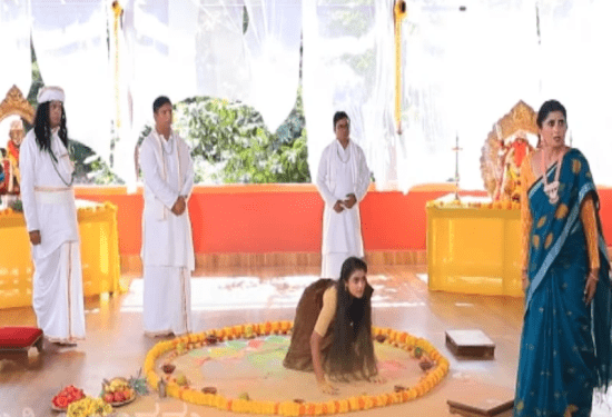 ವಿಷ್ಣುವರ್ಧನ್-ಸೌಂದರ್ಯ ಆಪ್ತಮಿತ್ರ ಎಫೆಕ್ಟ್‌ : ಧಾರಾವಾಹಿಗೂ ಬಂತು ನಾಗವಲ್ಲಿ ಮಾಡೆಲ್..‌ ಲಕ್ಷ್ಮೀ ಬಾರಮ್ಮ..ಮೈಮೇಲೆ ದೆವ್ವ ಬಂತಮ್ಮ..!