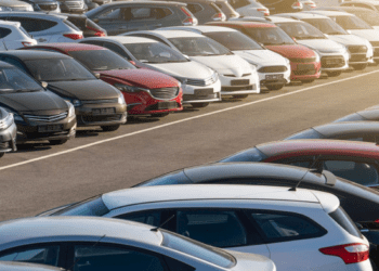 ದೀಪಾವಳಿ ಆಫರ್‌ ಕಾರು ಖರೀದಿ ಲಾಭಗಳೇನು..? ಕಾರು ಖರೀದಿಗೆ ಯಾವುದು ಶುಭ ಸಮಯ..?