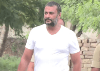 ದರ್ಶನ್‌ ಕೇಸಿಗೆ ಭೂತ ಪಿಶಾಚಿಗಳ ಎಂಟ್ರಿ. ಬಳ್ಳಾರಿ ಜೈಲಿನಲ್ಲಿದ್ಯಂತೆ ರೇಣುಕಾಸ್ವಾಮಿ ಪ್ರೇತ : ರಿಯಾಲಿಟಿ ಏನು..?