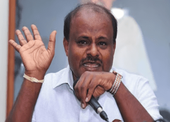 ಸಿದ್ದರಾಮಯ್ಯ ದೆವ್ವವೂ ಅಲ್ಲ.. ನಾನು ಹೆದರುವುದೂ ಇಲ್ಲ : ಕುಮಾರಸ್ವಾಮಿ