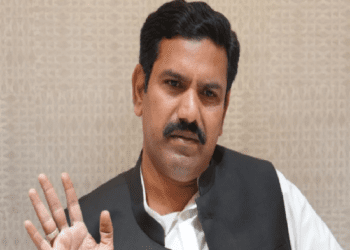 ವಿಜಯೇಂದ್ರ ವಿರುದ್ಧ ಯತ್ನಾಳ್‌, ಸಿಂಹ, ಜಾರಕಿಹೊಳಿ ಟೀಕೆಗಳು ಸಡನ್‌ ಸೈಲೆಂಟ್‌ ಆಗಿದ್ದರ ಹಿಂದಿದೆ ʻಸಂತೋಷ ರಹಸ್ಯʼ