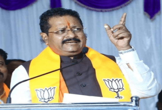 ಸಿಎಂ ಸೀಟಿಗೆ ಸಾವಿರ ಕೋಟಿ ರೆಡಿ : ಯತ್ನಾಳ್‌ ಹೇಳಿಕೆ ಕಾಂಗ್ರೆಸ್ಸಿಗೂ ಟೆನ್ಷನ್..‌ ಬಿಜೆಪಿಯಲ್ಲೂ ಟೆನ್ಷನ್..!‌