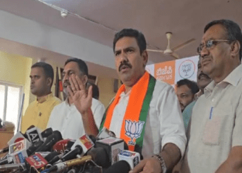 ವಿಜಯೇಂದ್ರ ವಕ್ಫ್ ಪರಿಶೀಲನೆ ತಂಡದಲ್ಲಿ ಯತ್ನಾಳ್‌, ಜಾರಕಿಹೊಳಿ : ಏನಿದು ಸ್ಪೆಷಲ್‌ ಗೇಮ್‌ ಪ್ಲಾನ್..?‌