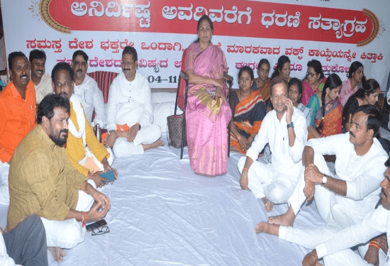 ನಾನು ಮತ್ತು ಶೋಭಾ ಕರಂದ್ಲಾಜೆ ಮುಂದಿನ ನಾಯಕರು : ಯತ್ನಾಳ್‌ ಹೇಳಿಕೆ  ವಿಜಯೇಂದ್ರ, ಯಡಿಯೂರಪ್ಪಗೆ ಸಂದೇಶವಾ..?