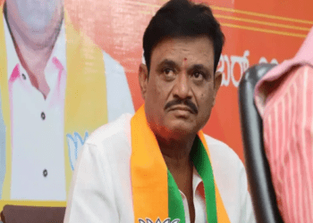 ರಾಜರಾಜೇಶ್ವರಿ  ಮುನಿರತ್ನ ಹನಿ ಖೆಡ್ಡಾ, ಏಡ್ಸ್‌ ಖೆಡ್ಡಾ ಕಥೆ ಸತ್ಯ : ಎಸ್ಐಟಿ ಚಾರ್ಜ್‌ ಶೀಟ್.!‌