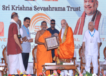 ಲಿಂಬಾವಳಿಗೆ 5 ಸೆಕೆಂಡ್..‌ ವಿಜಯೇಂದ್ರ, ಯಡಿಯೂರಪ್ಪಗೆ ಅರ್ಧ ಗಂಟೆ.. : ಅಮಿತ್‌ ಶಾ ಮೆಸೇಜ್..!